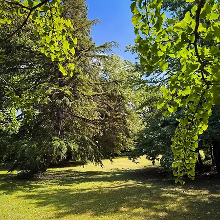 Le Pountou Grand Parc Nature Calme Wifi بيت للعطل *