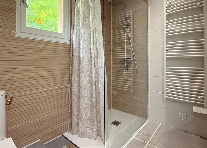 La Petite Maison Au Grand Parc בית נופש